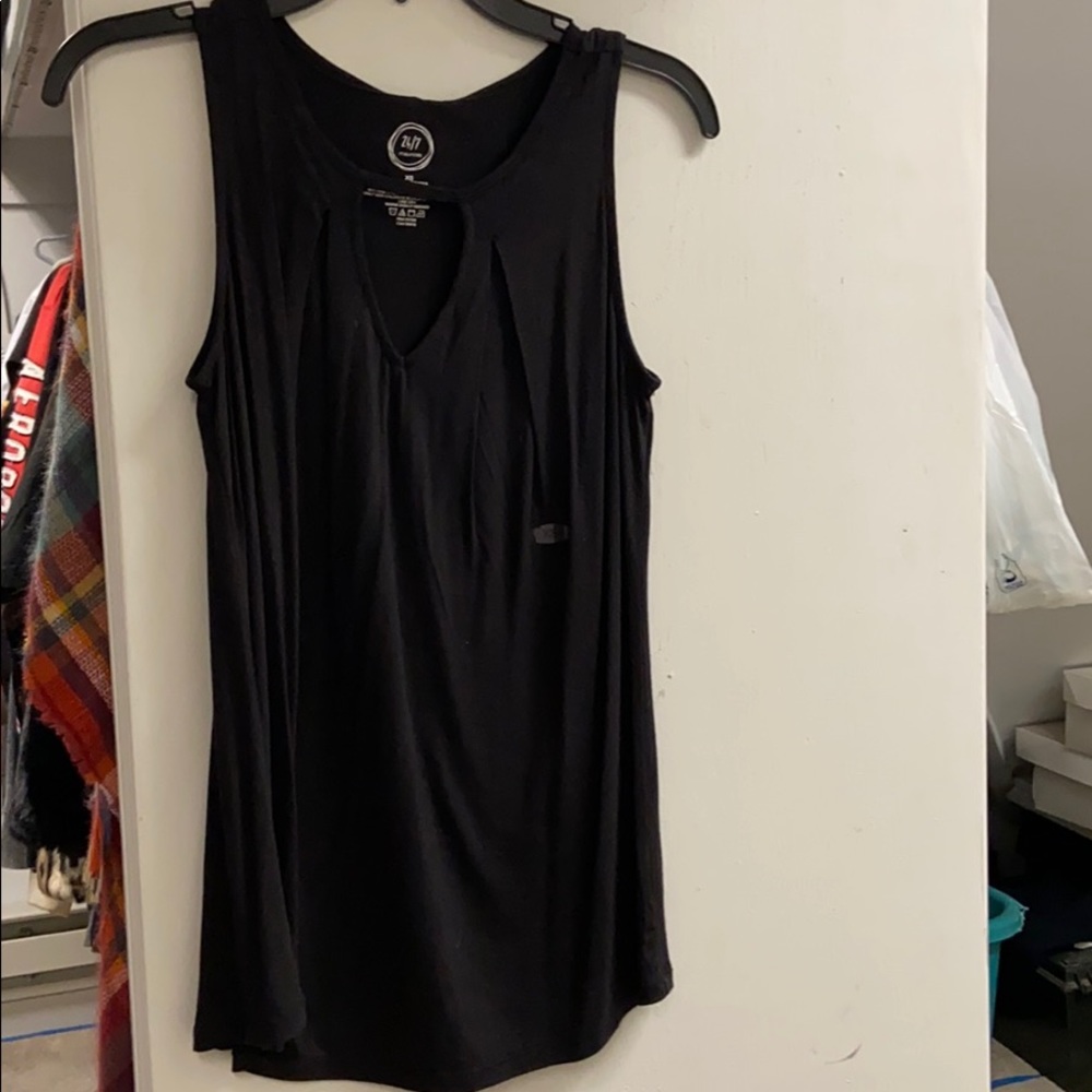 Maurices tank top xs NWT